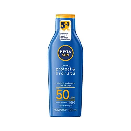 NIVEA SUN Protetor Solar Protect & Hidrata FPS 50 125ml - Com toque seco, rápida absorção e resistente à água, esse protetor solar oferece altíssima proteção ao sol e promove hidratação à pele